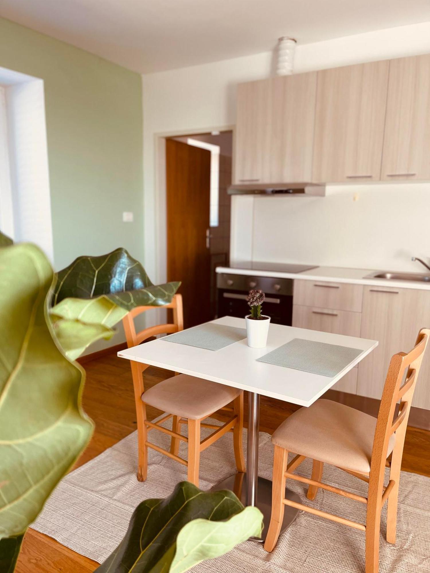 Santomas Apartments Smarje  Ngoại thất bức ảnh