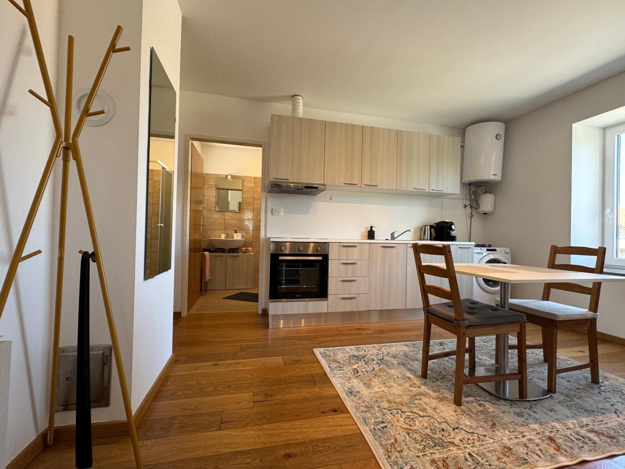 Santomas Apartments Smarje  Ngoại thất bức ảnh